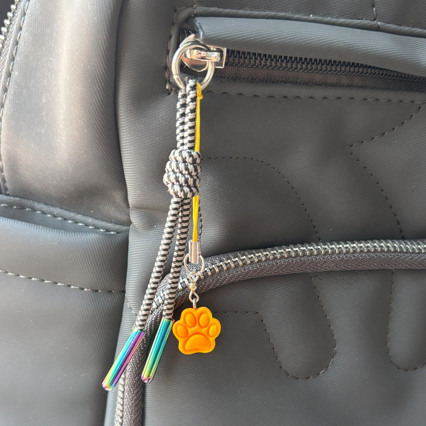 Pendente patinha - Creations by Mimi